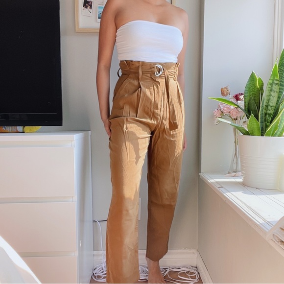 Selling this gorgeous Zara high waisted belted pants/trouser. - Picture 5 of 8